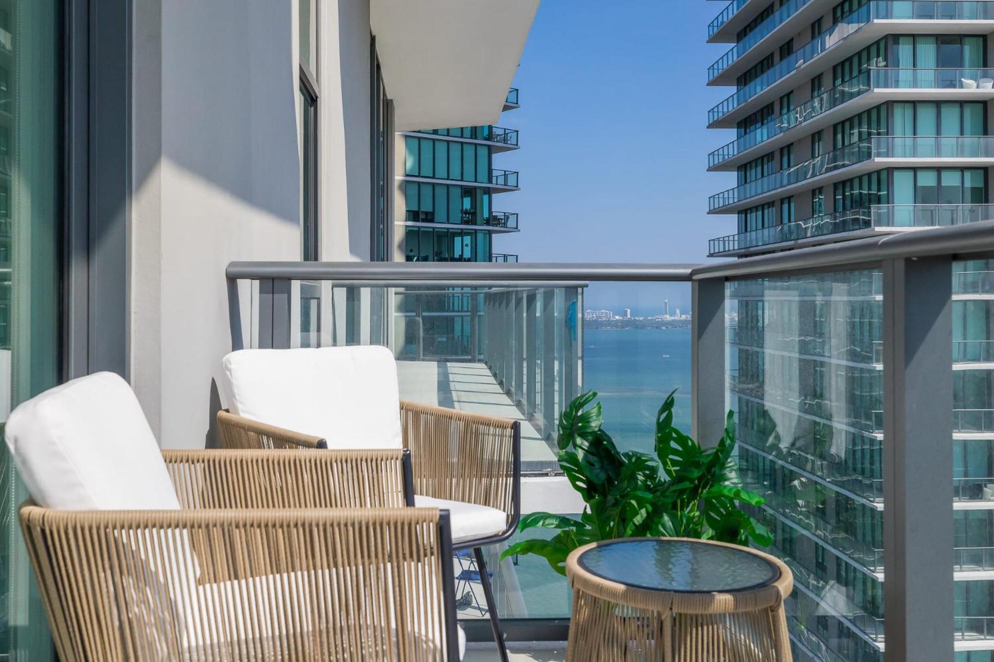 Unique High-Rise Condo In Miami Kültér fotó