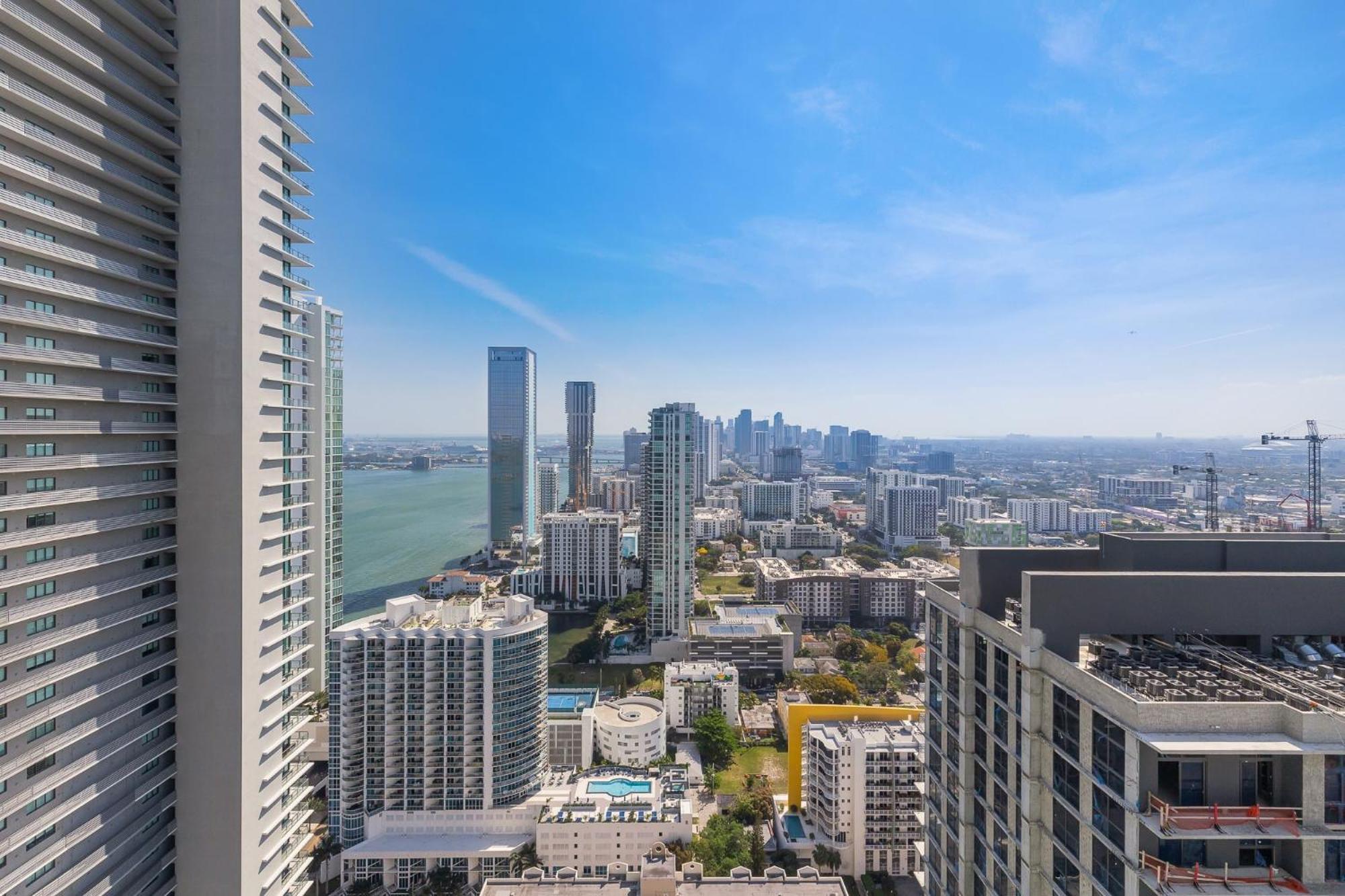 Unique High-Rise Condo In Miami Kültér fotó